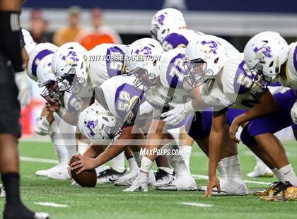 Thumbnail 2 in Mart vs. Refugio (UIL 2A Division 1 Final) photogallery.