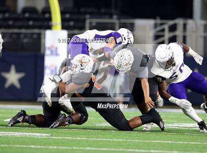 Thumbnail 2 in Mart vs. Refugio (UIL 2A Division 1 Final) photogallery.