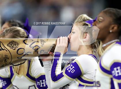 Thumbnail 2 in Mart vs. Refugio (UIL 2A Division 1 Final) photogallery.