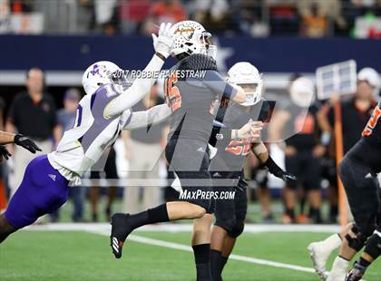 Thumbnail 1 in Mart vs. Refugio (UIL 2A Division 1 Final) photogallery.