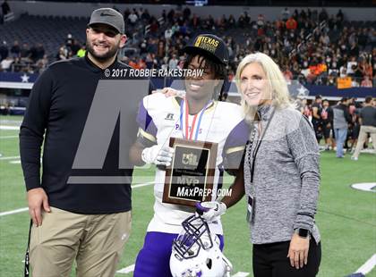 Thumbnail 2 in Mart vs. Refugio (UIL 2A Division 1 Final) photogallery.