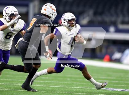 Thumbnail 2 in Mart vs. Refugio (UIL 2A Division 1 Final) photogallery.