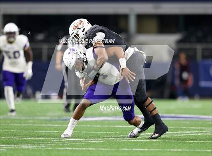 Thumbnail 1 in Mart vs. Refugio (UIL 2A Division 1 Final) photogallery.