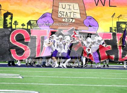 Thumbnail 3 in Mart vs. Refugio (UIL 2A Division 1 Final) photogallery.