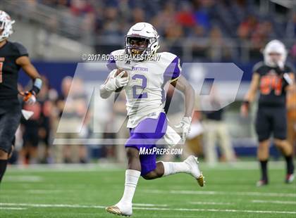 Thumbnail 1 in Mart vs. Refugio (UIL 2A Division 1 Final) photogallery.