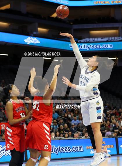 Thumbnail 3 in Redondo Union vs. Pleasant Valley (CIF State D2 Finals) photogallery.