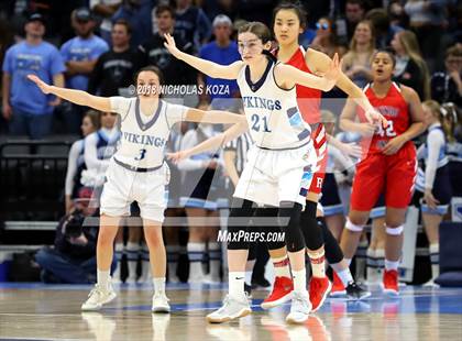 Thumbnail 1 in Redondo Union vs. Pleasant Valley (CIF State D2 Finals) photogallery.