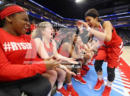 Thumbnail 1 in Redondo Union vs. Pleasant Valley (CIF State D2 Finals) photogallery.