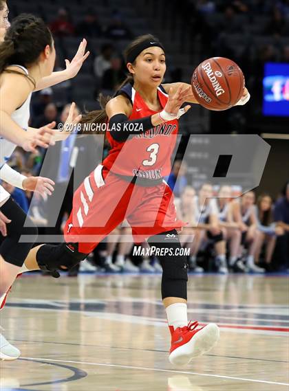 Thumbnail 3 in Redondo Union vs. Pleasant Valley (CIF State D2 Finals) photogallery.