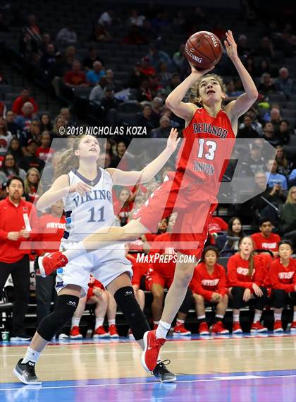 Thumbnail 3 in Redondo Union vs. Pleasant Valley (CIF State D2 Finals) photogallery.