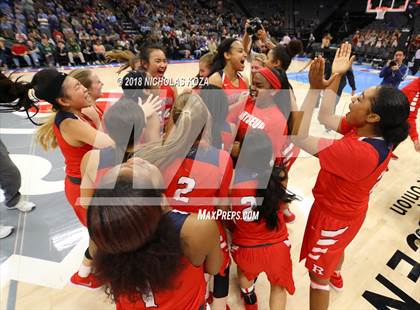 Thumbnail 3 in Redondo Union vs. Pleasant Valley (CIF State D2 Finals) photogallery.