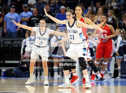 Thumbnail 3 in Redondo Union vs. Pleasant Valley (CIF State D2 Finals) photogallery.