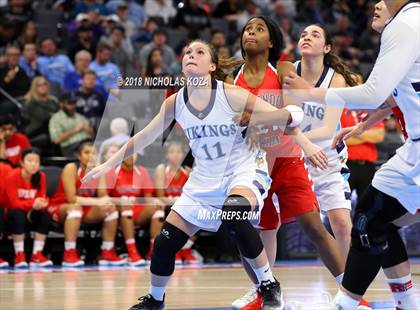 Thumbnail 2 in Redondo Union vs. Pleasant Valley (CIF State D2 Finals) photogallery.