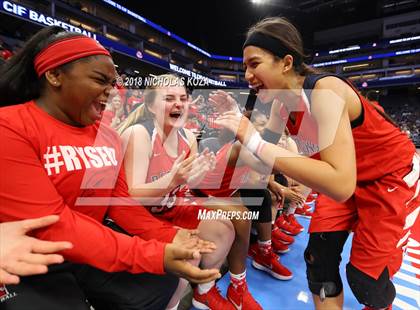 Thumbnail 3 in Redondo Union vs. Pleasant Valley (CIF State D2 Finals) photogallery.