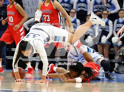 Thumbnail 1 in Redondo Union vs. Pleasant Valley (CIF State D2 Finals) photogallery.