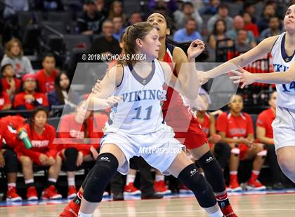 Thumbnail 2 in Redondo Union vs. Pleasant Valley (CIF State D2 Finals) photogallery.
