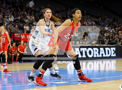 Thumbnail 2 in Redondo Union vs. Pleasant Valley (CIF State D2 Finals) photogallery.
