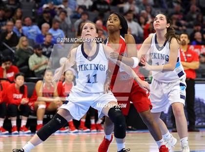 Thumbnail 1 in Redondo Union vs. Pleasant Valley (CIF State D2 Finals) photogallery.