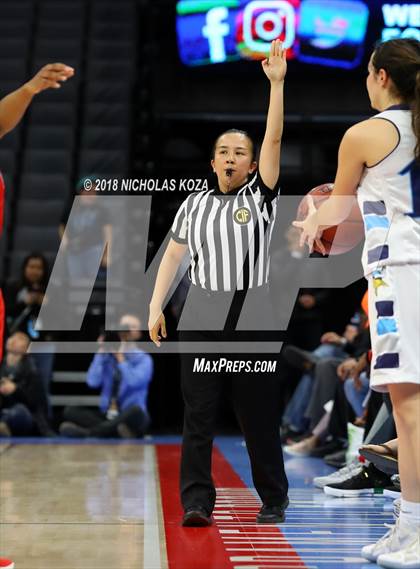 Thumbnail 3 in Redondo Union vs. Pleasant Valley (CIF State D2 Finals) photogallery.