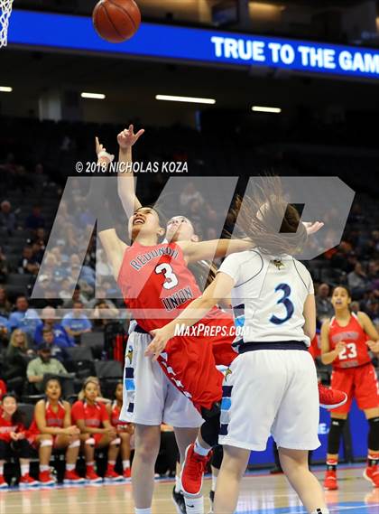 Thumbnail 2 in Redondo Union vs. Pleasant Valley (CIF State D2 Finals) photogallery.