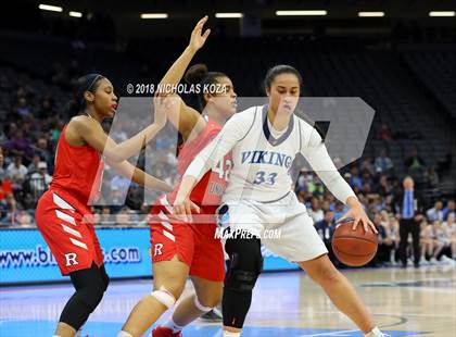 Thumbnail 2 in Redondo Union vs. Pleasant Valley (CIF State D2 Finals) photogallery.