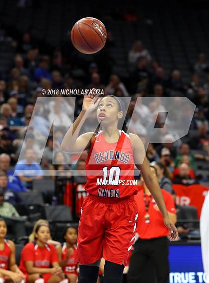 Thumbnail 2 in Redondo Union vs. Pleasant Valley (CIF State D2 Finals) photogallery.