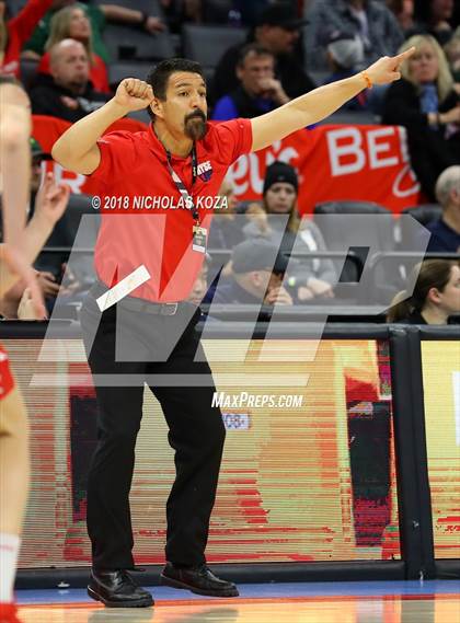 Thumbnail 2 in Redondo Union vs. Pleasant Valley (CIF State D2 Finals) photogallery.