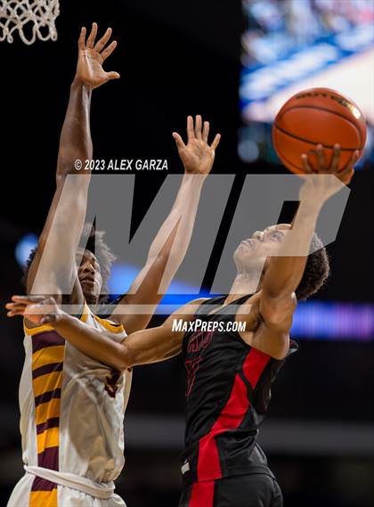 Thumbnail 2 in Beaumont United vs Lake Highlands (UIL 6A Basketball Final) photogallery.