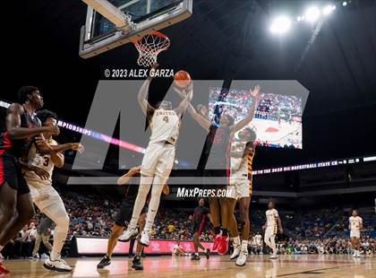 Thumbnail 2 in Beaumont United vs Lake Highlands (UIL 6A Basketball Final) photogallery.