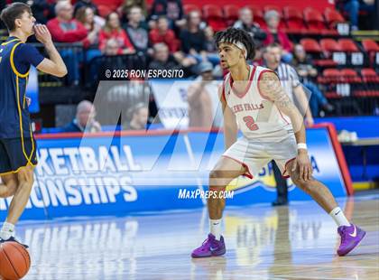 Thumbnail 2 in Wayne vs Glens Falls (NYSPHSAA Class A Semifinal) photogallery.