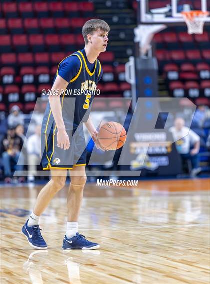 Thumbnail 3 in Wayne vs Glens Falls (NYSPHSAA Class A Semifinal) photogallery.