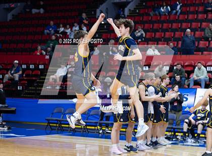 Thumbnail 3 in Wayne vs Glens Falls (NYSPHSAA Class A Semifinal) photogallery.