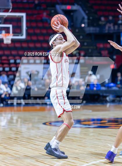Thumbnail 2 in Wayne vs Glens Falls (NYSPHSAA Class A Semifinal) photogallery.