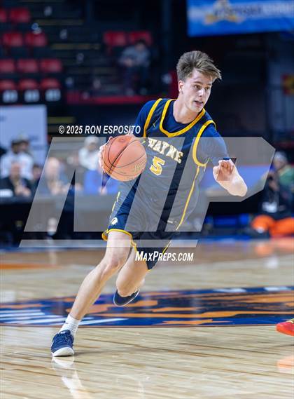 Thumbnail 2 in Wayne vs Glens Falls (NYSPHSAA Class A Semifinal) photogallery.