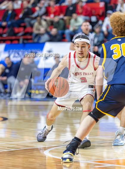 Thumbnail 1 in Wayne vs Glens Falls (NYSPHSAA Class A Semifinal) photogallery.