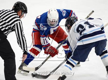Thumbnail 3 in Glastonbury @ East Catholic photogallery.