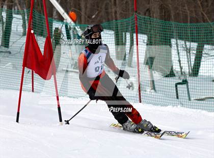Thumbnail 2 in NYSPHAA Section V Class A&B Giant Slalom Final (First Run) photogallery.