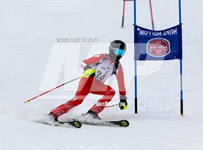 Thumbnail 2 in NYSPHAA Section V Class A&B Giant Slalom Final (First Run) photogallery.
