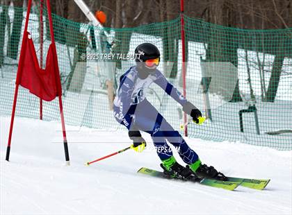 Thumbnail 2 in NYSPHAA Section V Class A&B Giant Slalom Final (First Run) photogallery.