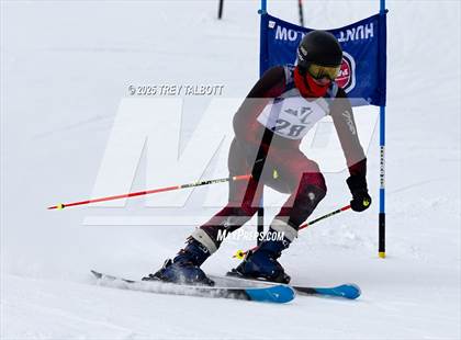 Thumbnail 2 in NYSPHAA Section V Class A&B Giant Slalom Final (First Run) photogallery.