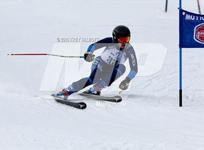 Thumbnail 2 in NYSPHAA Section V Class A&B Giant Slalom Final (First Run) photogallery.