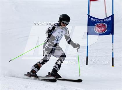 Thumbnail 3 in NYSPHAA Section V Class A&B Giant Slalom Final (First Run) photogallery.