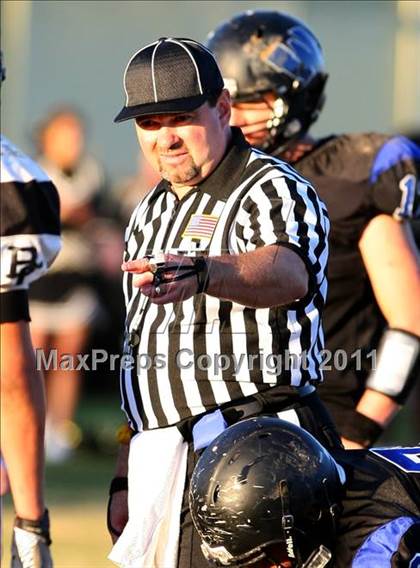 Thumbnail 2 in Bloomington Christian vs. Windward (CIF SS Playoffs) photogallery.
