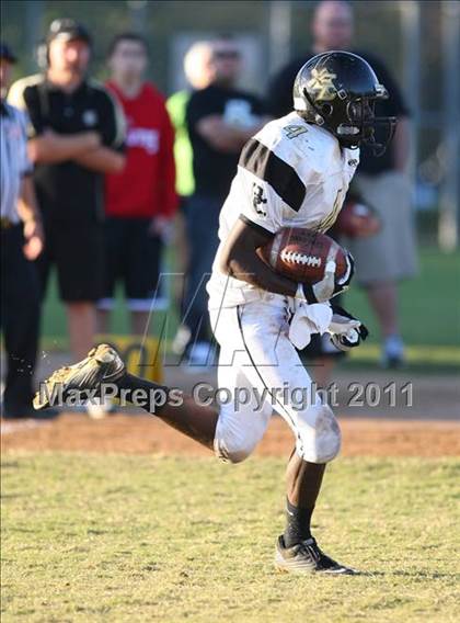 Thumbnail 3 in Bloomington Christian vs. Windward (CIF SS Playoffs) photogallery.