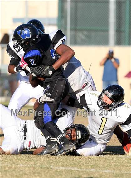 Thumbnail 3 in Bloomington Christian vs. Windward (CIF SS Playoffs) photogallery.