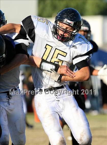 Thumbnail 3 in Bloomington Christian vs. Windward (CIF SS Playoffs) photogallery.