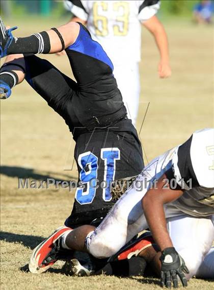 Thumbnail 2 in Bloomington Christian vs. Windward (CIF SS Playoffs) photogallery.