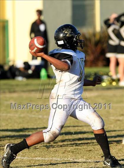 Thumbnail 3 in Bloomington Christian vs. Windward (CIF SS Playoffs) photogallery.