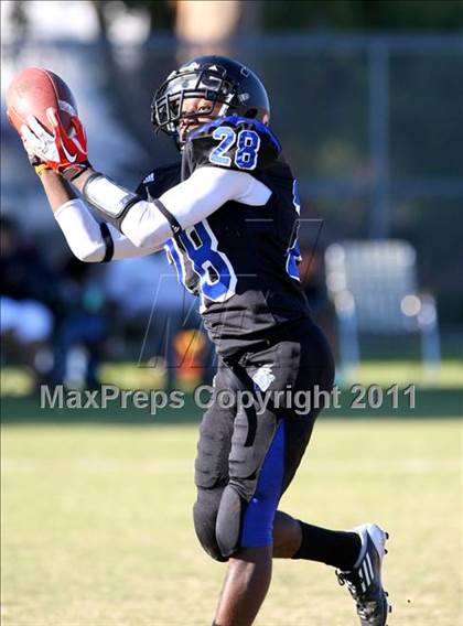 Thumbnail 3 in Bloomington Christian vs. Windward (CIF SS Playoffs) photogallery.