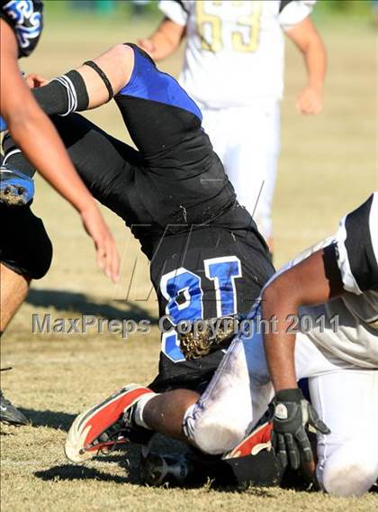 Thumbnail 3 in Bloomington Christian vs. Windward (CIF SS Playoffs) photogallery.